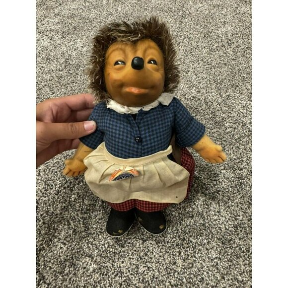 Vintage Steiff Micki Hedgehog Doll, 7 In with Tag, Germany - Picture 1 of 5